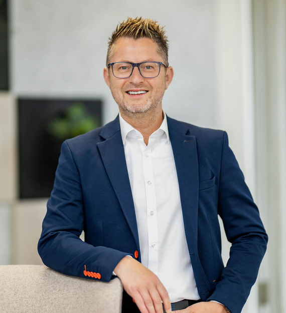 Portr&auml;t von Peter Tiehen, Inhaber von Immobilien Tiehen in Meppen